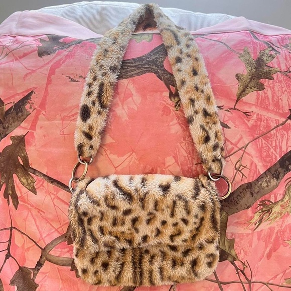 y2k cheetah print faux fur clasp mini purse - Picture 1 of 8